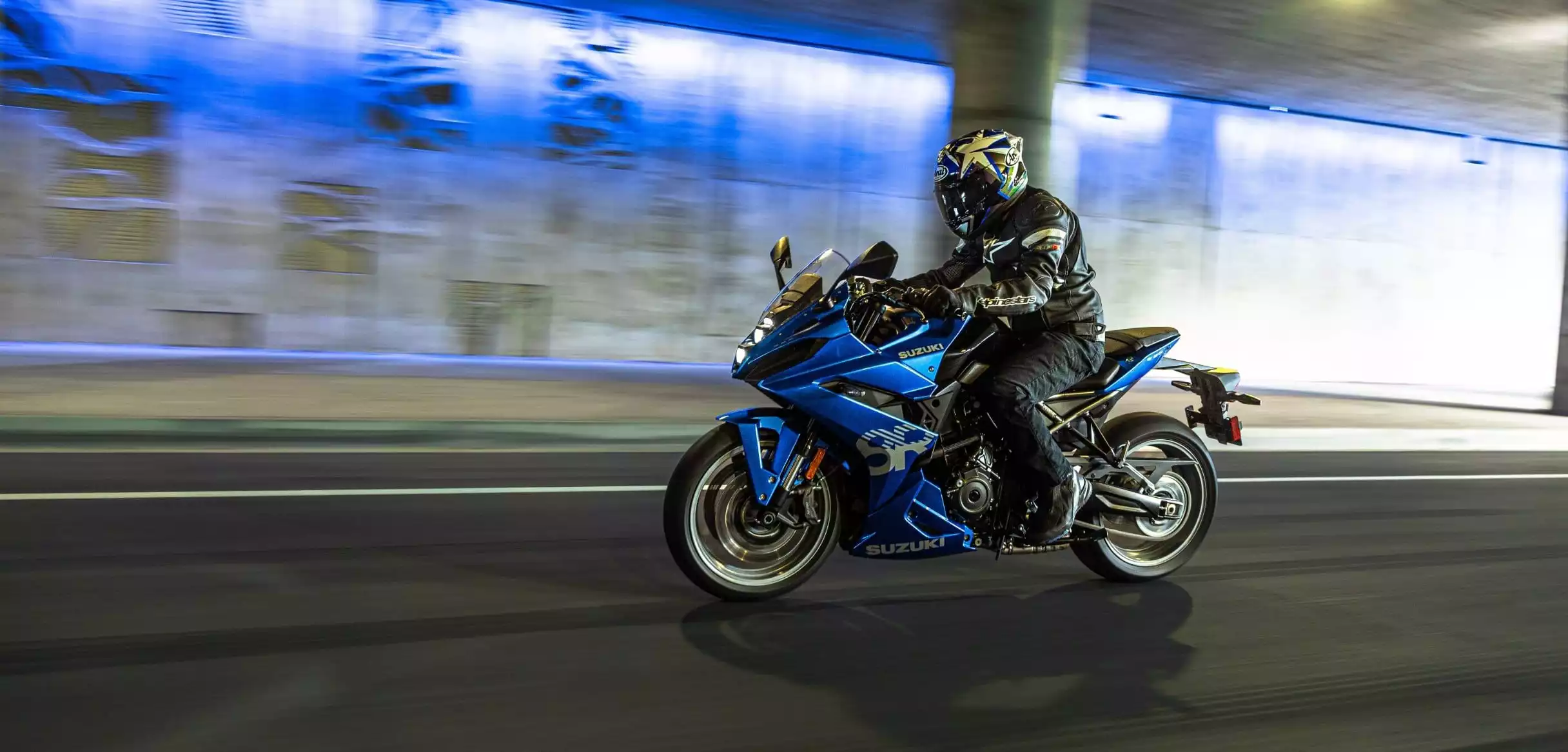 Suzuki GSX8 auf der Straße